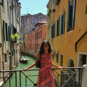 Meet your Posher, Rachel